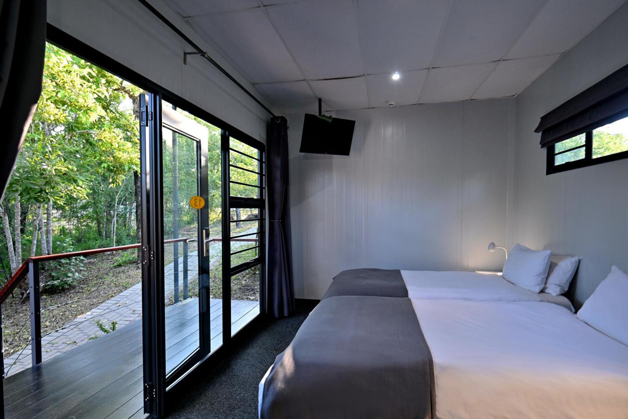 Sleepover Kruger Gate Skukuza Rom bilde
